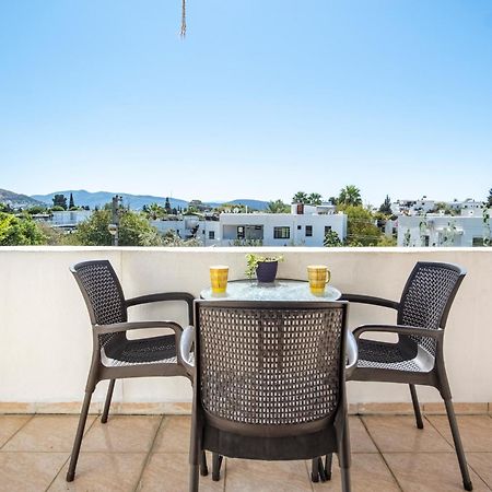 Central, Cozy, 15 Min Walk To The Beach, Fast Wi-Fi, Free Parking, 4Ppl 博德鲁姆 外观 照片