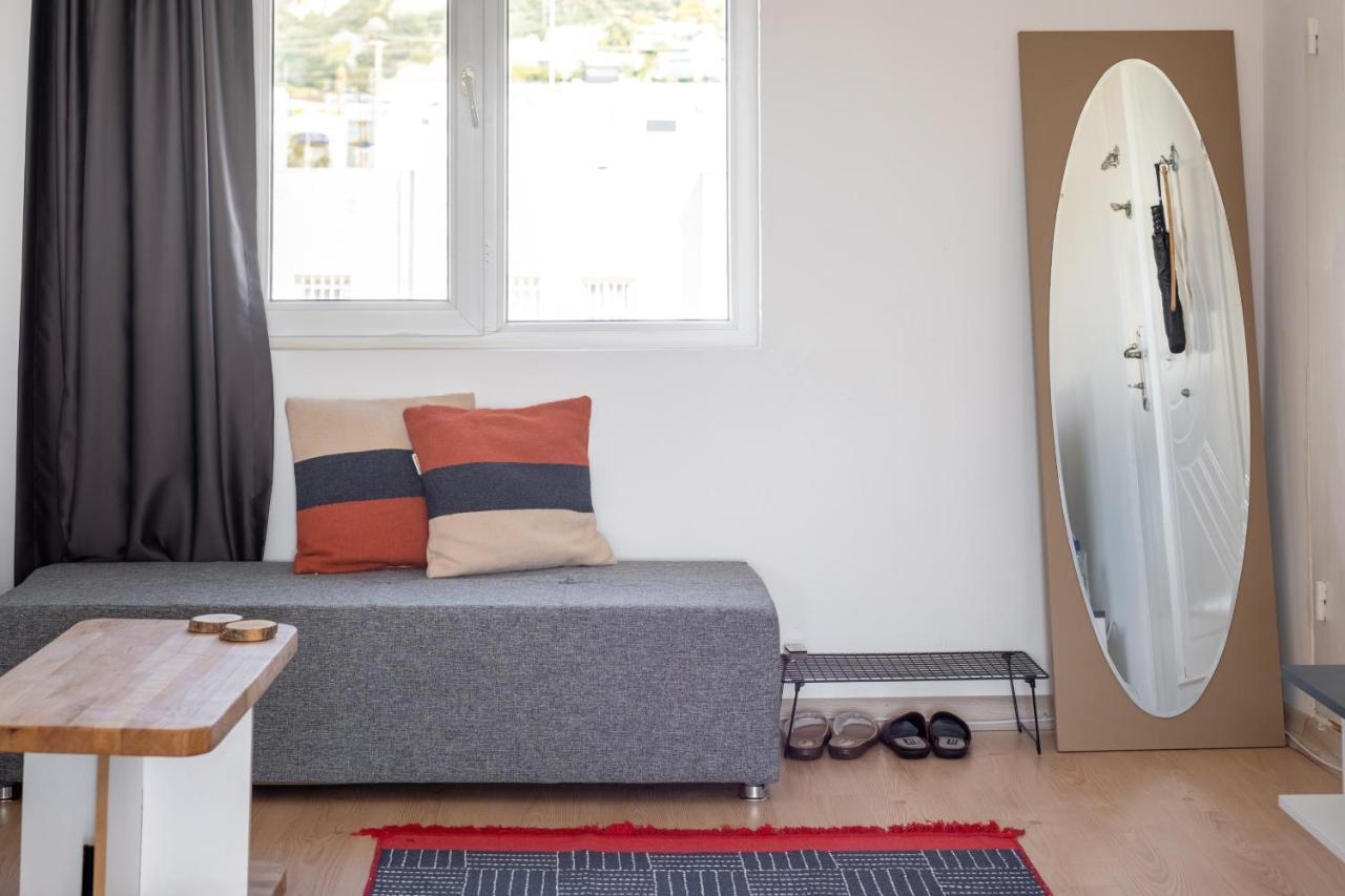 Central, Cozy, 15 Min Walk To The Beach, Fast Wi-Fi, Free Parking, 4Ppl 博德鲁姆 外观 照片